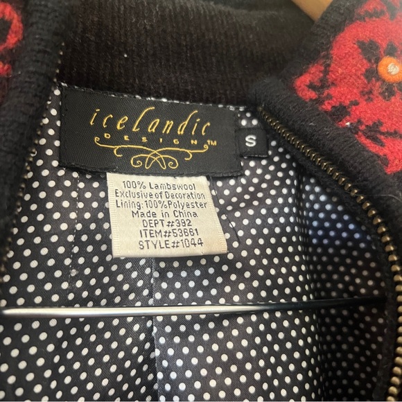 Icelandic Designs Lambswool Embroidered Jacket Red Black Floral Sz S - Picture 6 of 9